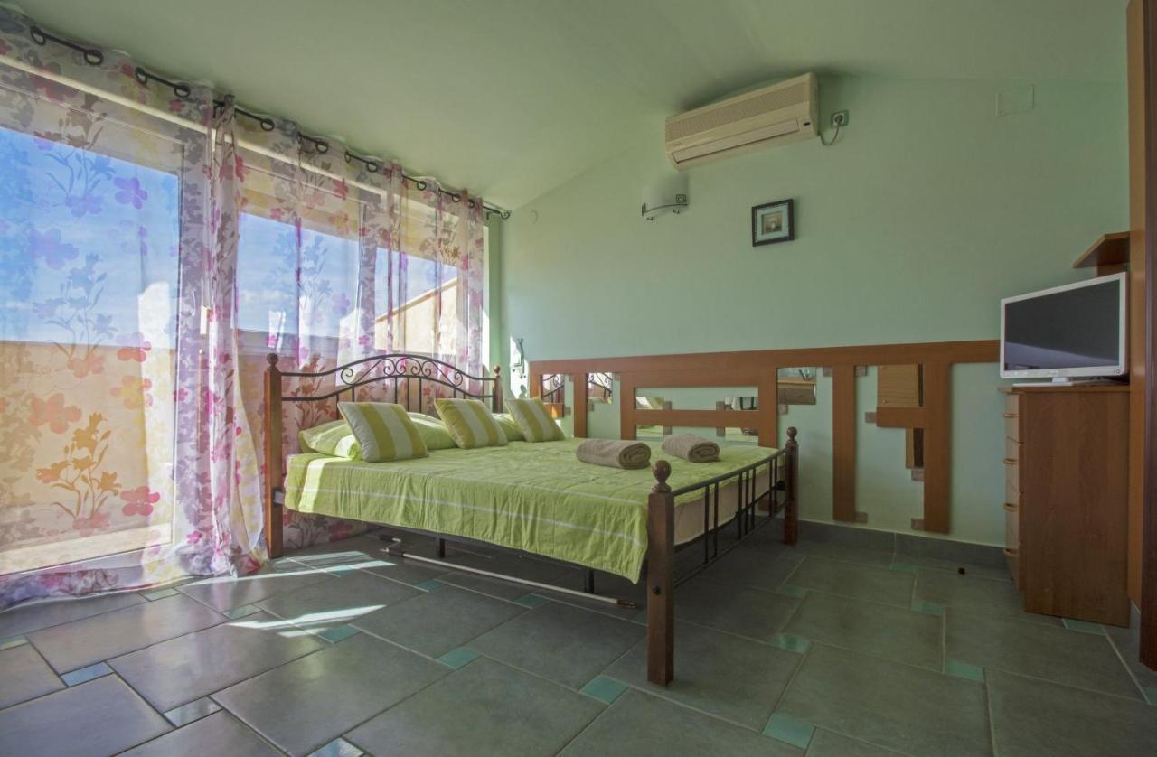 Apartments Oaza Драмаль Экстерьер фото